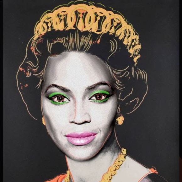 Meet your Posher, Andrea - Picture 1 of 15